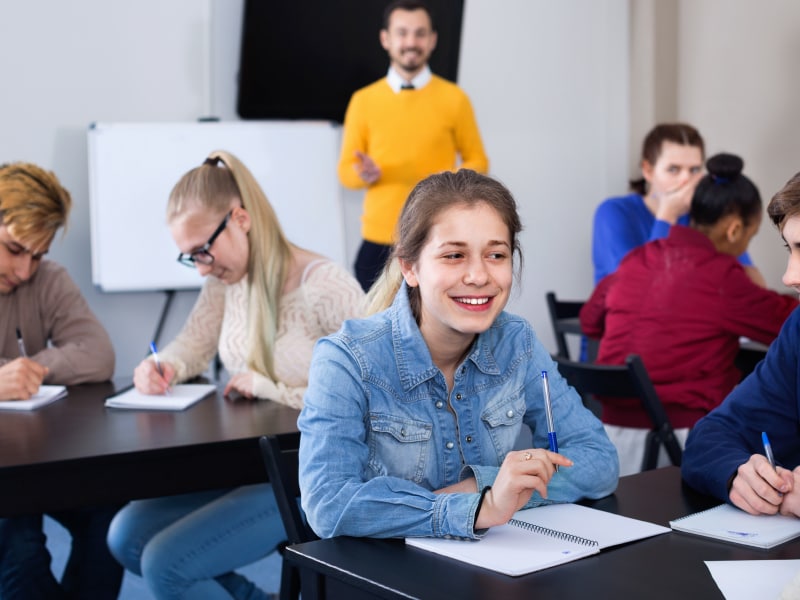 Bridging-New-Skills-Gap-800-x-600